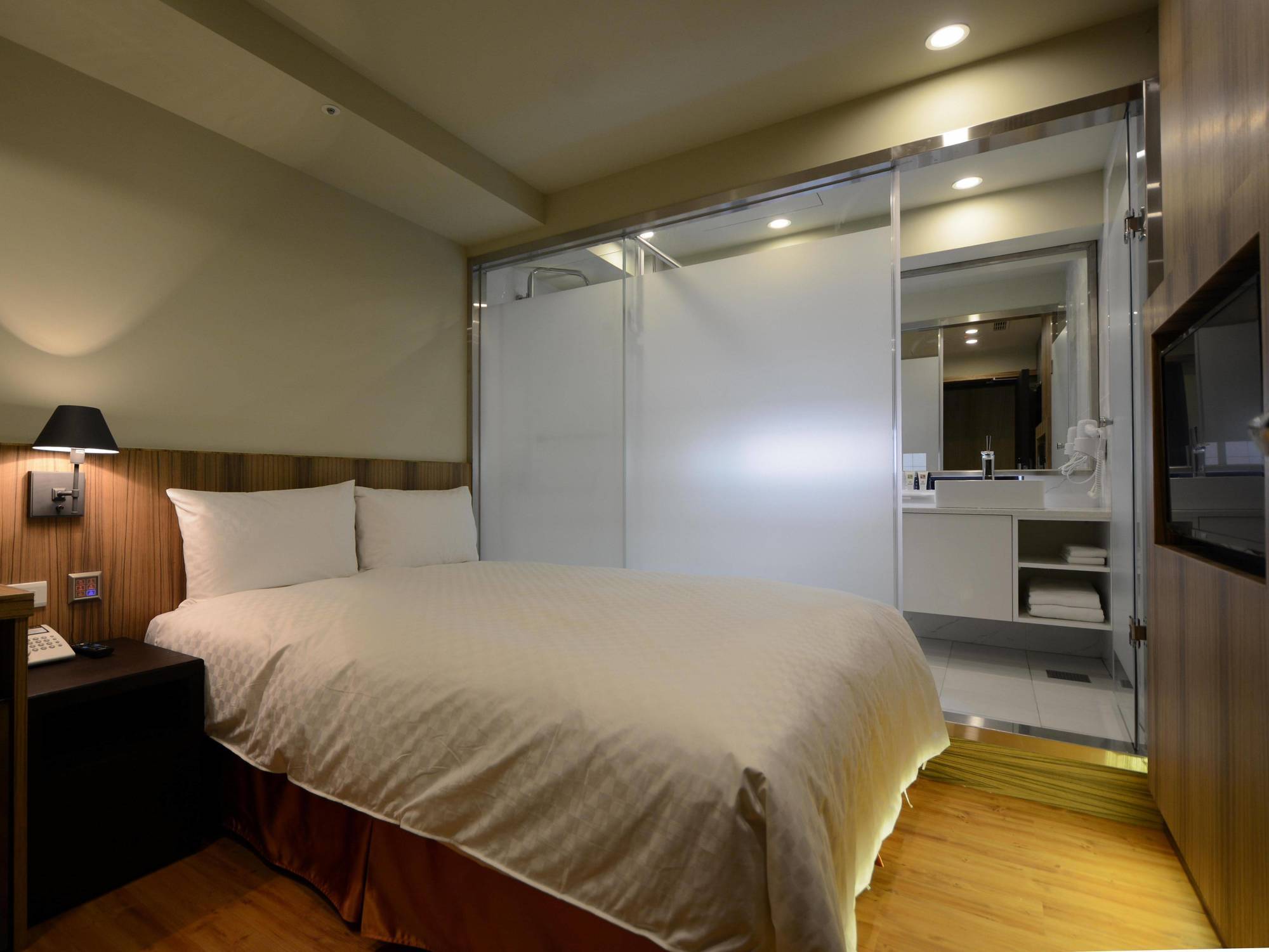 Smile Inn - Taipei Main Station Экстерьер фото