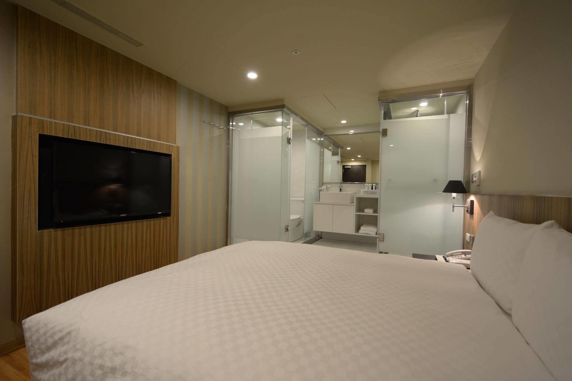 Smile Inn - Taipei Main Station Экстерьер фото