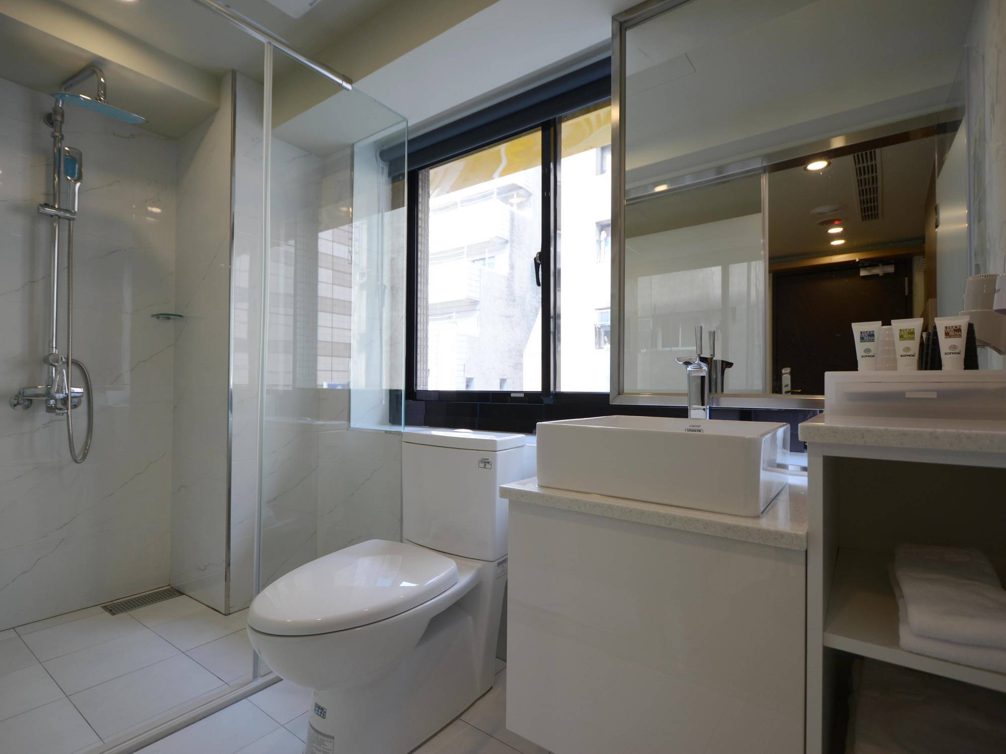 Smile Inn - Taipei Main Station Экстерьер фото