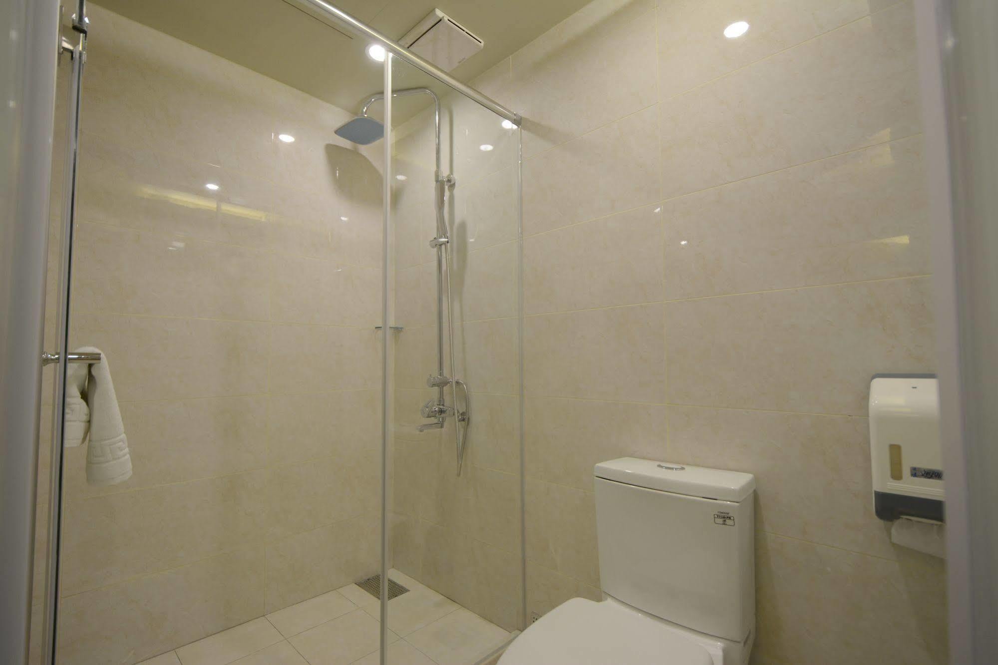 Smile Inn - Taipei Main Station Экстерьер фото