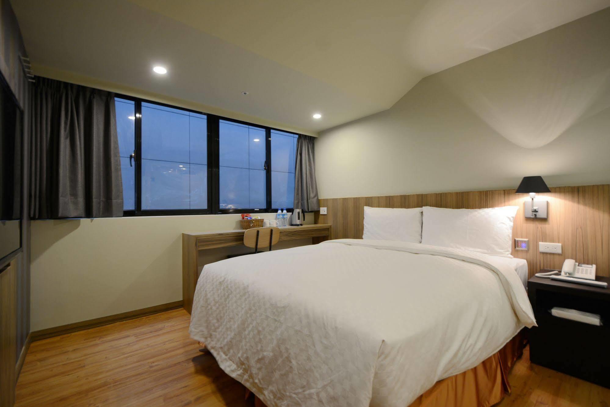Smile Inn - Taipei Main Station Экстерьер фото