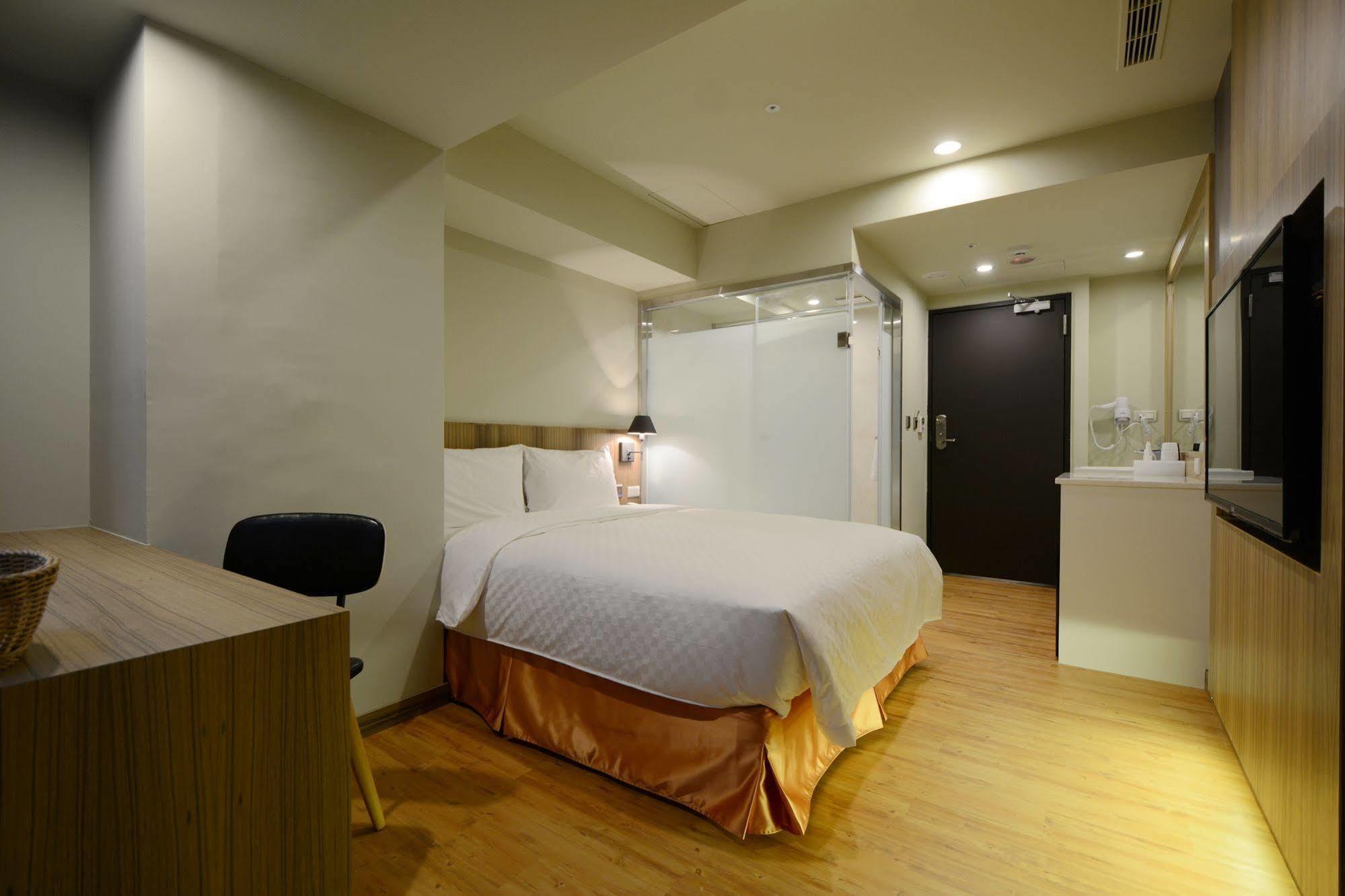 Smile Inn - Taipei Main Station Экстерьер фото